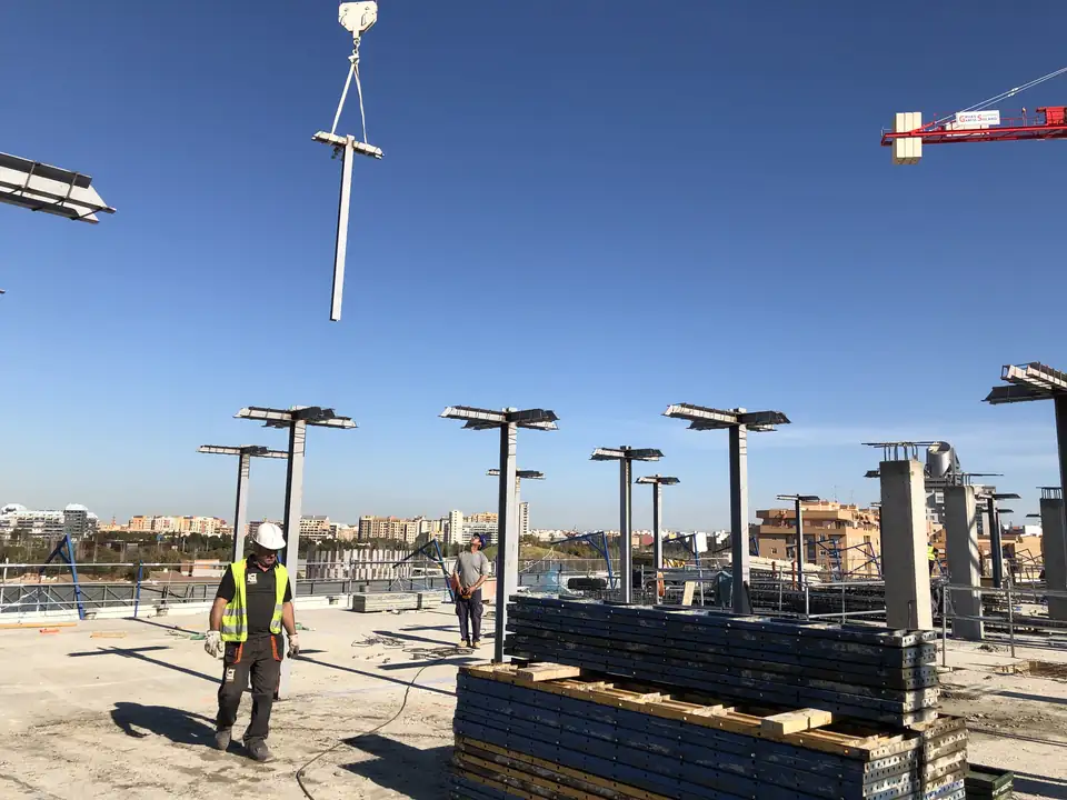 Estructura de parasoles para una terraza (Lluquet, Benaguasil)